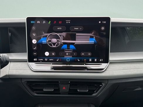 New 2026 Volkswagen Tiguan SE R-Line FWD image 19