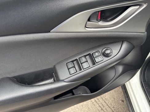 Used 2017 MAZDA CX-3 Sport image 17