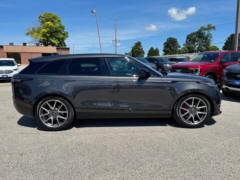 Used 2025 Land Rover Range Rover Velar Dynamic SE AWD/4WD image 2