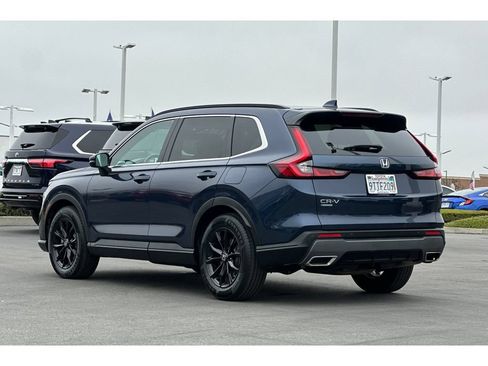 Used 2025 Honda CR-V Sport-L image 6
