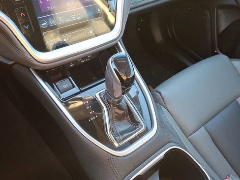 Used 2021 Subaru Outback Onyx Edition XT w/ Popular Package #2 image 16