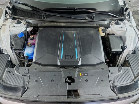 Used 2024 Hyundai Ioniq 5 SEL RWD image 33