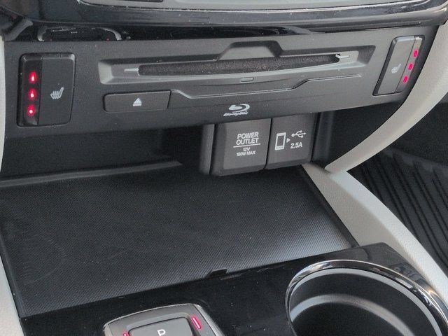 Used 2022 Honda Pilot Touring image 24