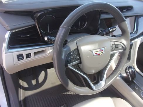 Used 2023 Cadillac XT6 Premium Luxury AWD/4WD image 29
