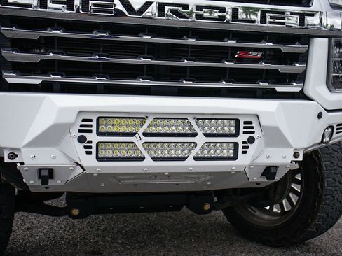 Used 2020 Chevrolet Silverado 2500 LTZ w/ LTZ Convenience Package image 55