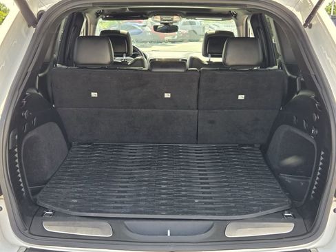 Used 2018 Jeep Grand Cherokee Limited AWD/4WD image 14