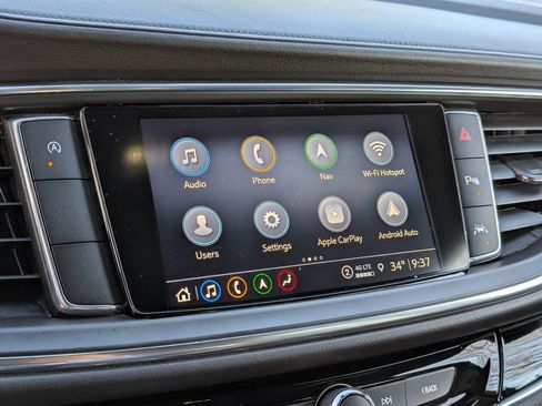 Used 2024 Buick Enclave Avenir image 29