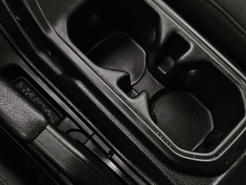 Used 2019 Jeep Wrangler Unlimited Sport S AWD/4WD image 17