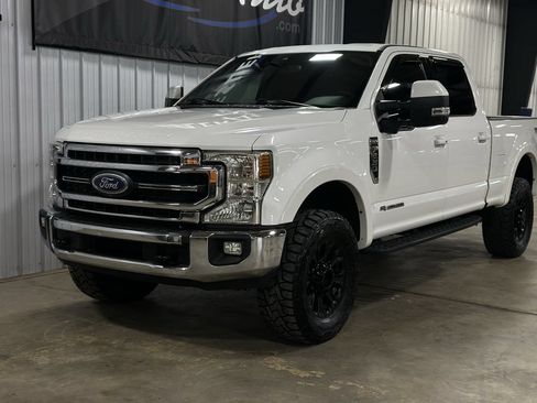 Used 2021 Ford F250 Lariat w/ Tremor Off-Road Package AWD/4WD image 28