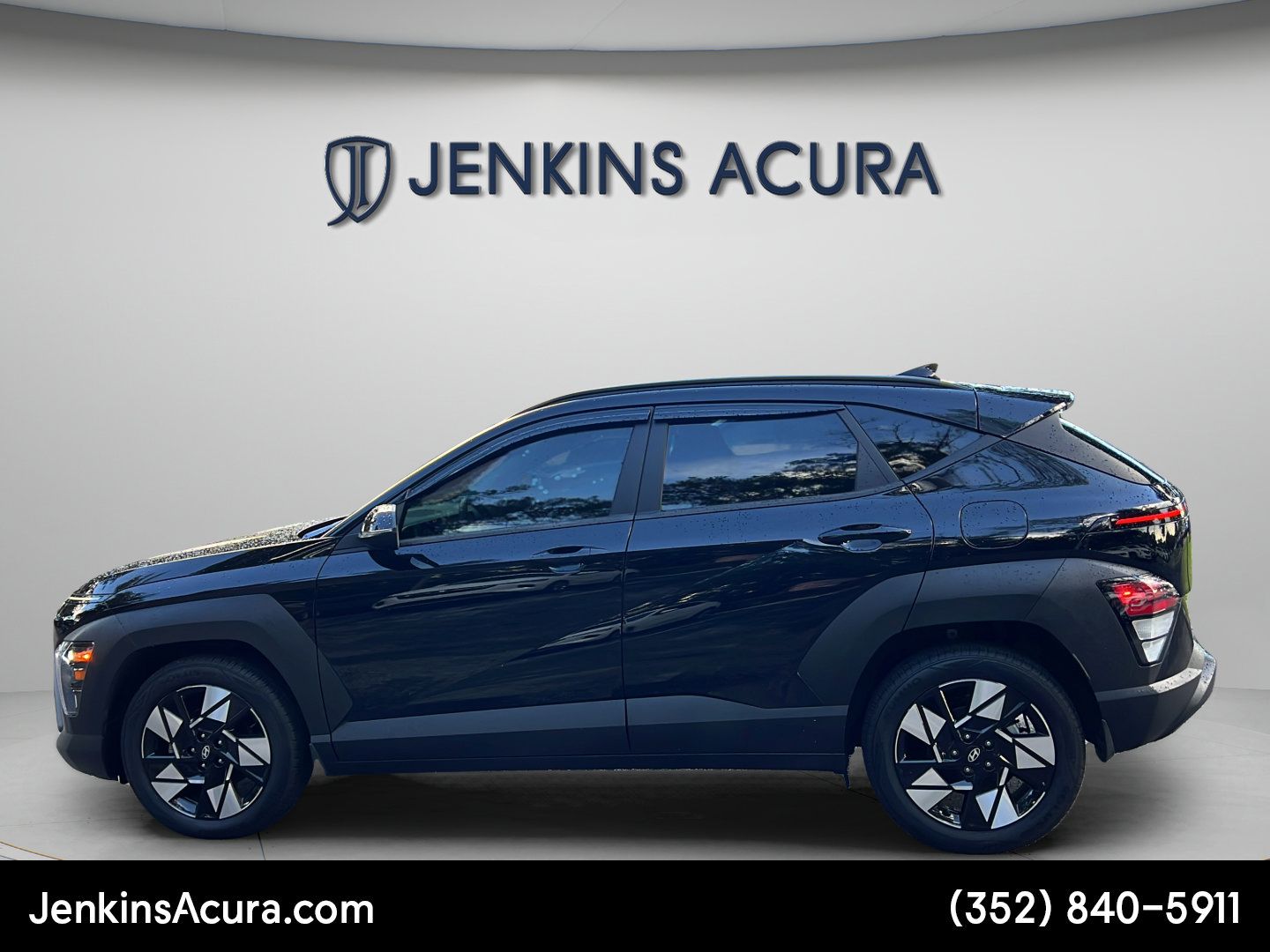 Used 2025 Hyundai Kona SEL FWD image 6