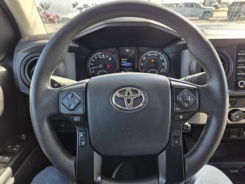 Used 2022 Toyota Tacoma SR image 11
