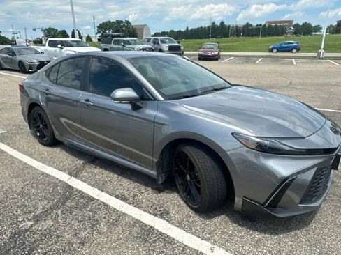 Used 2026 Toyota Camry SE w/ Convenience Package FWD image 25