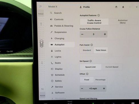 Used 2022 Tesla Model X Plaid image 21
