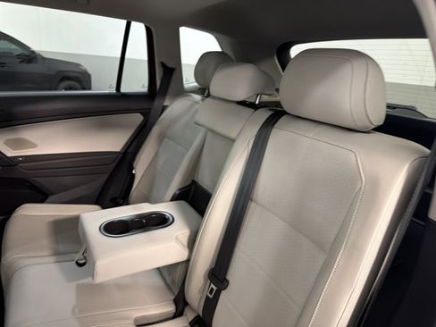 Used 2019 Volkswagen Tiguan SE w/ Panoramic Sunroof Package AWD/4WD image 20