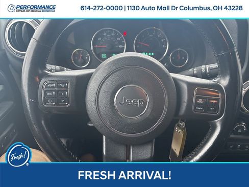 Used 2012 Jeep Wrangler Unlimited Sahara w/ Dual Top Group image 20