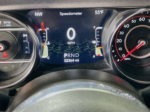 Used 2021 Jeep Gladiator Mojave AWD/4WD image 12