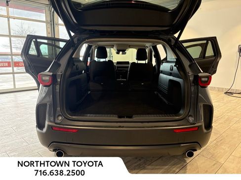 Used 2025 MAZDA CX-50 AWD 2.5 S w/ Preferred Package image 23