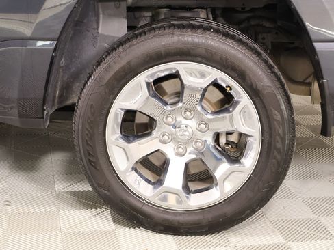 Used 2020 RAM 1500 Big Horn AWD/4WD image 17