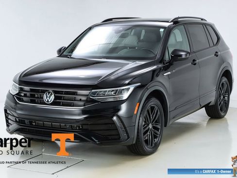 Used 2022 Volkswagen Tiguan SE R-Line FWD image 41