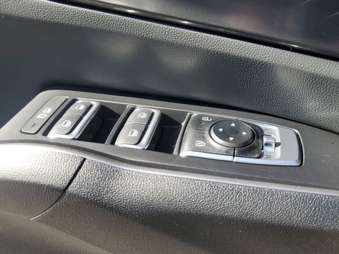 New 2026 Kia Sorento LX FWD image 30