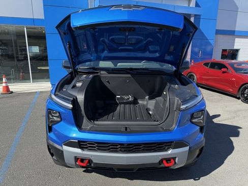 New 2026 Chevrolet Silverado EV Trail Boss image 12