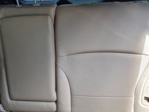 Used 2017 Subaru Outback 2.5i Limited w/ Popular Package #5 image 8