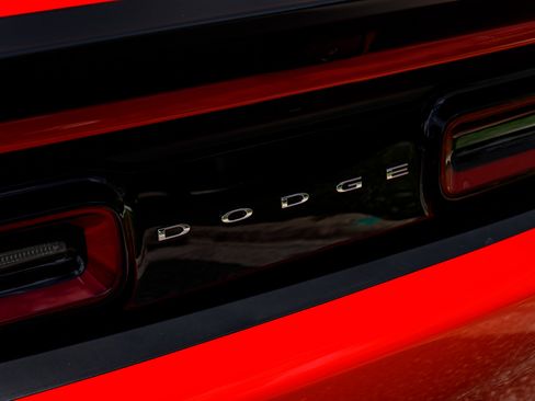 Used 2023 Dodge Challenger SRT Hellcat image 16