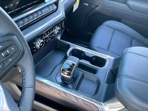 Used 2025 GMC Sierra 1500 SLT w/ SLT Premium Package image 15