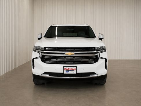 Used 2021 Chevrolet Suburban Premier AWD/4WD image 2