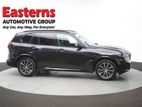 Used 2025 BMW X5 xDrive40i w/ M Sport Package AWD/4WD image 48