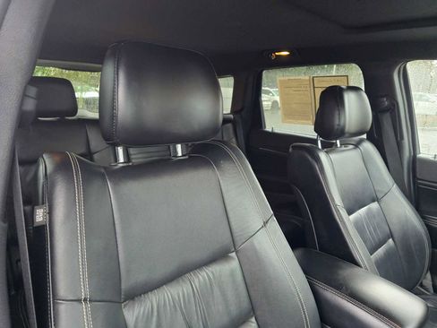 Used 2015 Jeep Grand Cherokee Limited w/ Trailer Tow Group IV image 13