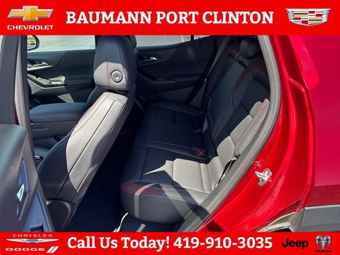 Used 2025 Chevrolet Equinox RS w/ Safety and Technology Package AWD/4WD image 28