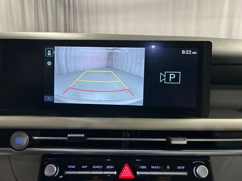 Used 2025 Hyundai Tucson SEL FWD image 16