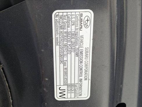 Used 2024 Subaru Outback Premium AWD/4WD image 24