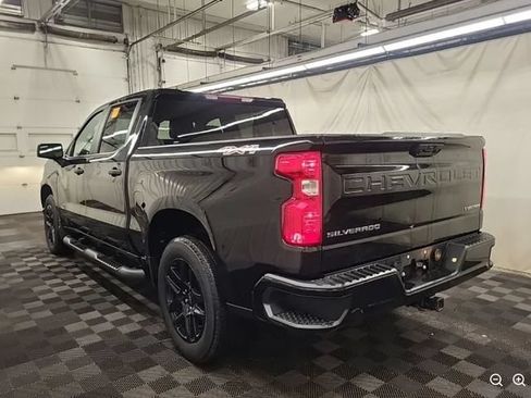 Used 2024 Chevrolet Silverado 1500 Custom AWD/4WD image 2