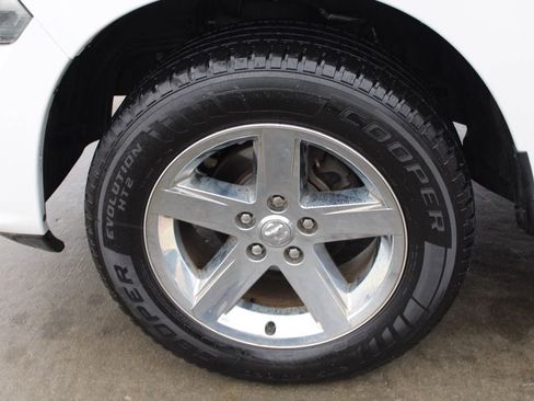 Used 2016 RAM 1500 Express image 12