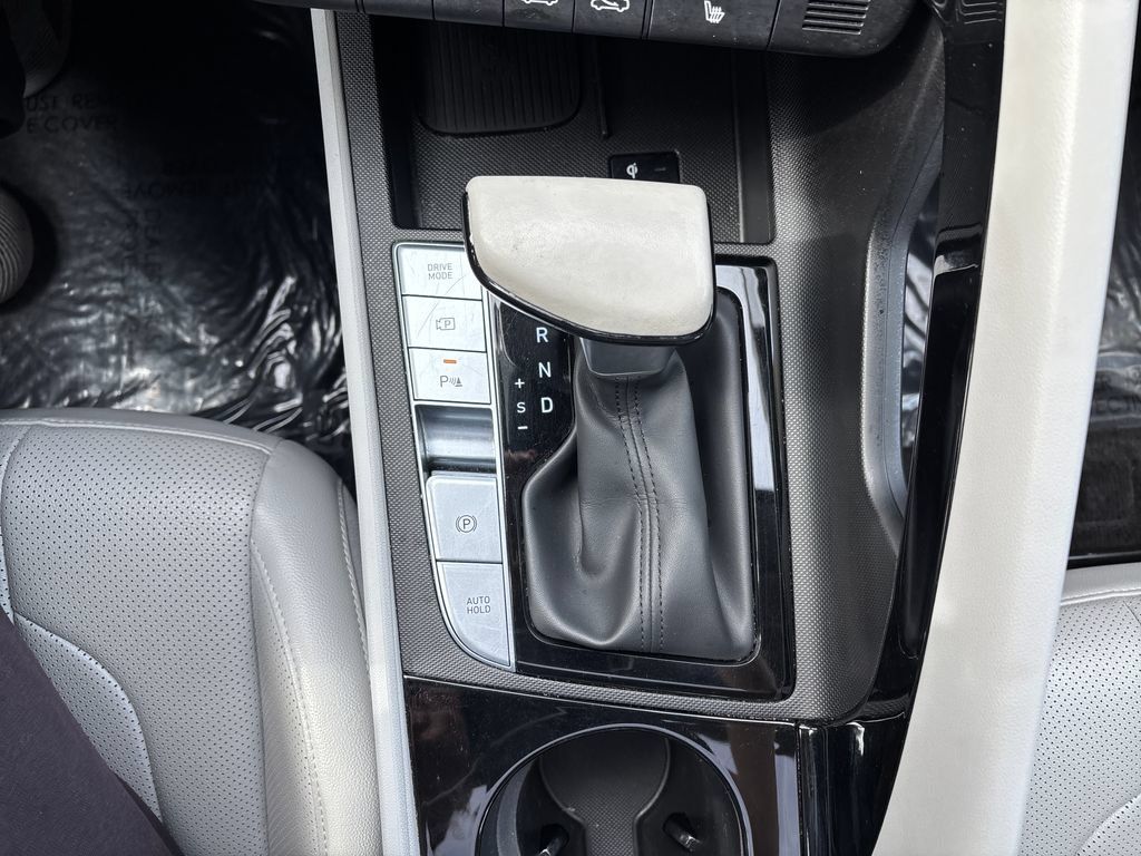 Certified 2024 Hyundai Elantra Limited FWD image 26