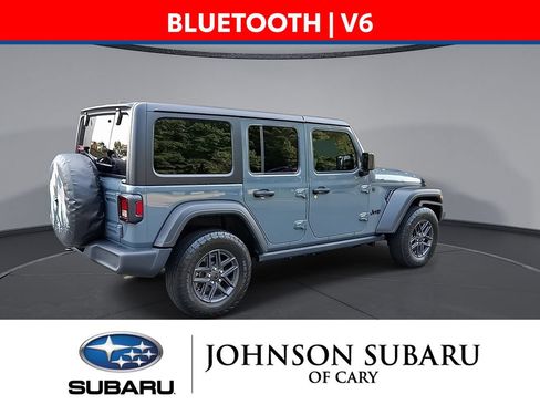 Used 2024 Jeep Wrangler Unlimited Sport AWD/4WD image 4