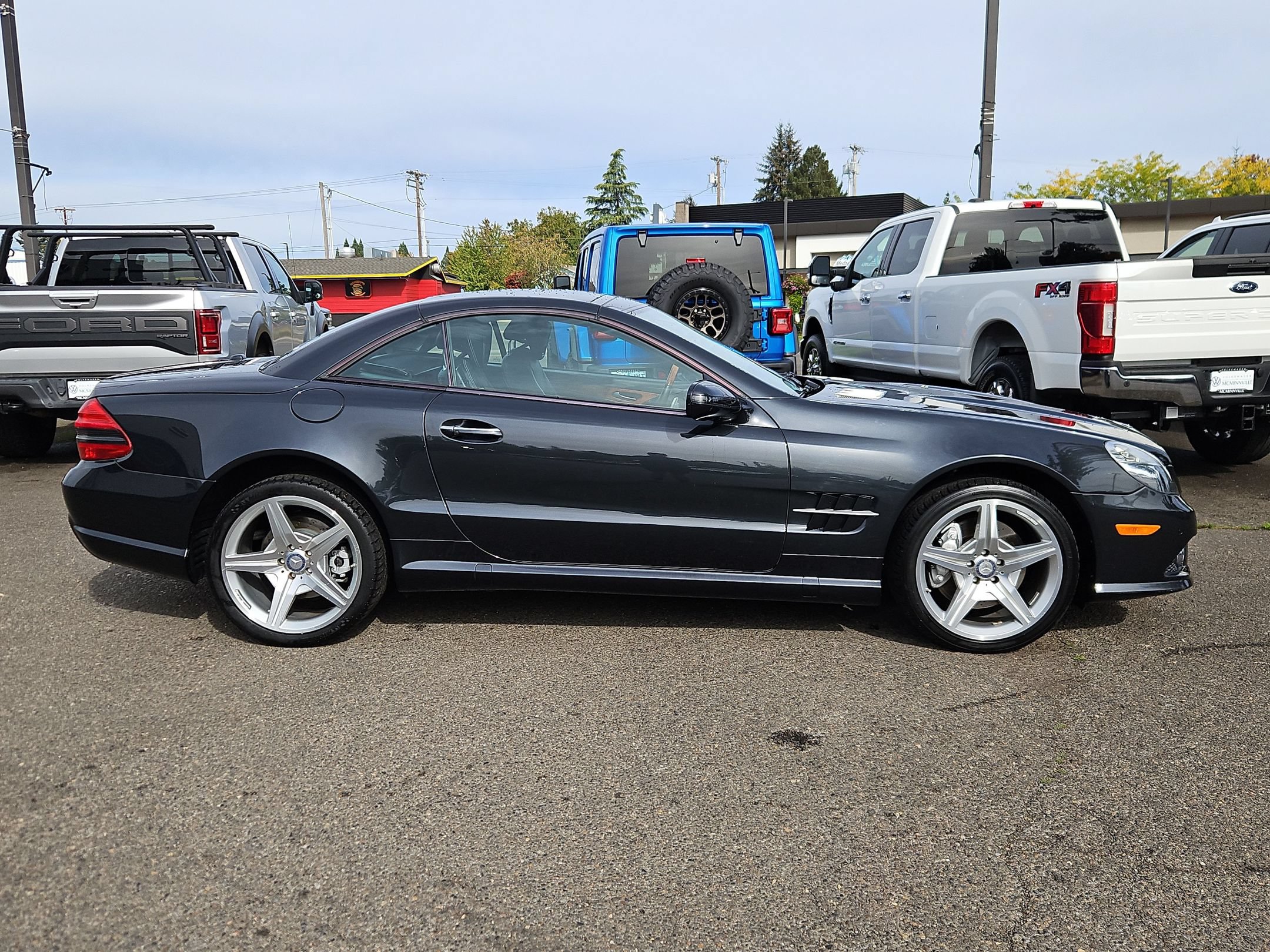 Used 2012 Mercedes-Benz SL 550 image 6