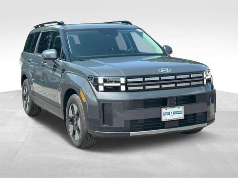 New 2024 Hyundai Santa Fe SEL image 2