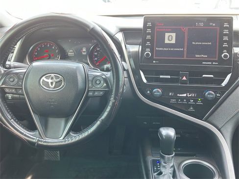 Used 2023 Toyota Camry XSE image 17