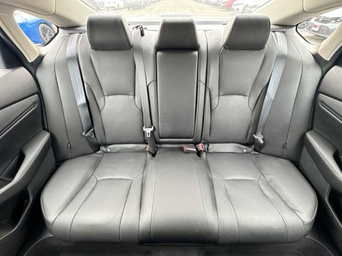 Used 2023 Honda Accord Touring image 13
