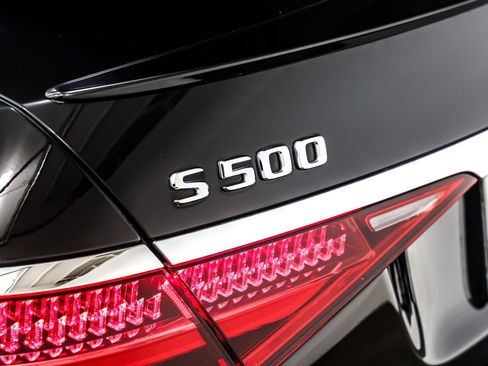 Used 2023 Mercedes-Benz S 500 4MATIC image 9