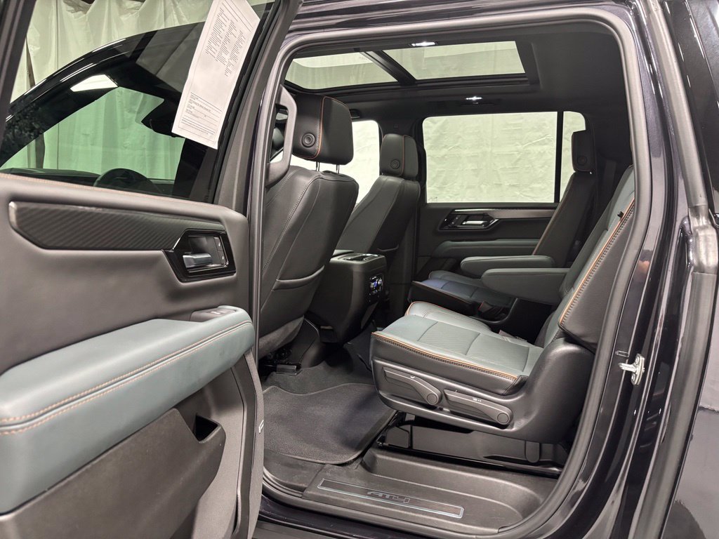 Used 2026 GMC Yukon XL AT4 w/ AT4 Premium Package AWD/4WD image 45