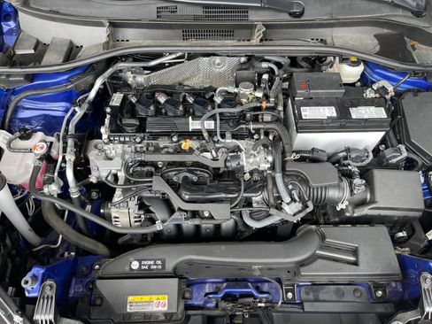 Certified 2023 Toyota Corolla Cross XLE image 22