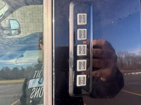 Used 2015 Ford F150 XLT w/ Equipment Group 301A Mid image 13