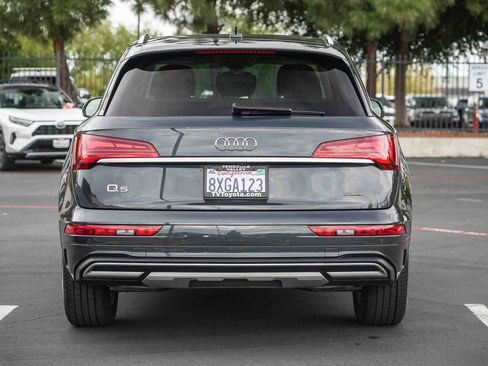 Used 2021 Audi Q5 2.0T Premium w/ Convenience Package AWD/4WD image 8