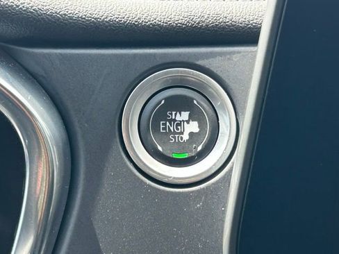 Used 2024 Chevrolet Blazer LT FWD image 25