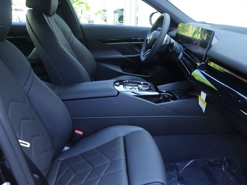 New 2026 BMW 530i w/ M Sport Package RWD image 16