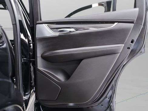 Used 2024 Cadillac XT6 Sport w/ LPO, Floor Liner Package AWD/4WD image 33